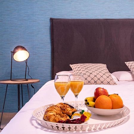 Malaga Central Suites Bagian luar foto
