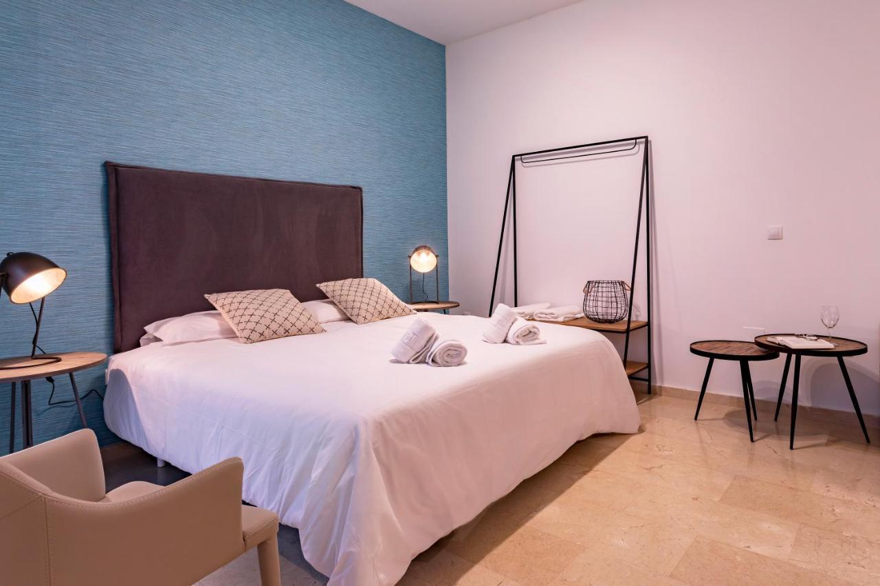 Malaga Central Suites Bagian luar foto